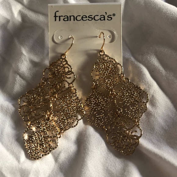 NWT Gold Filigree Earrings - Picture 1 of 1